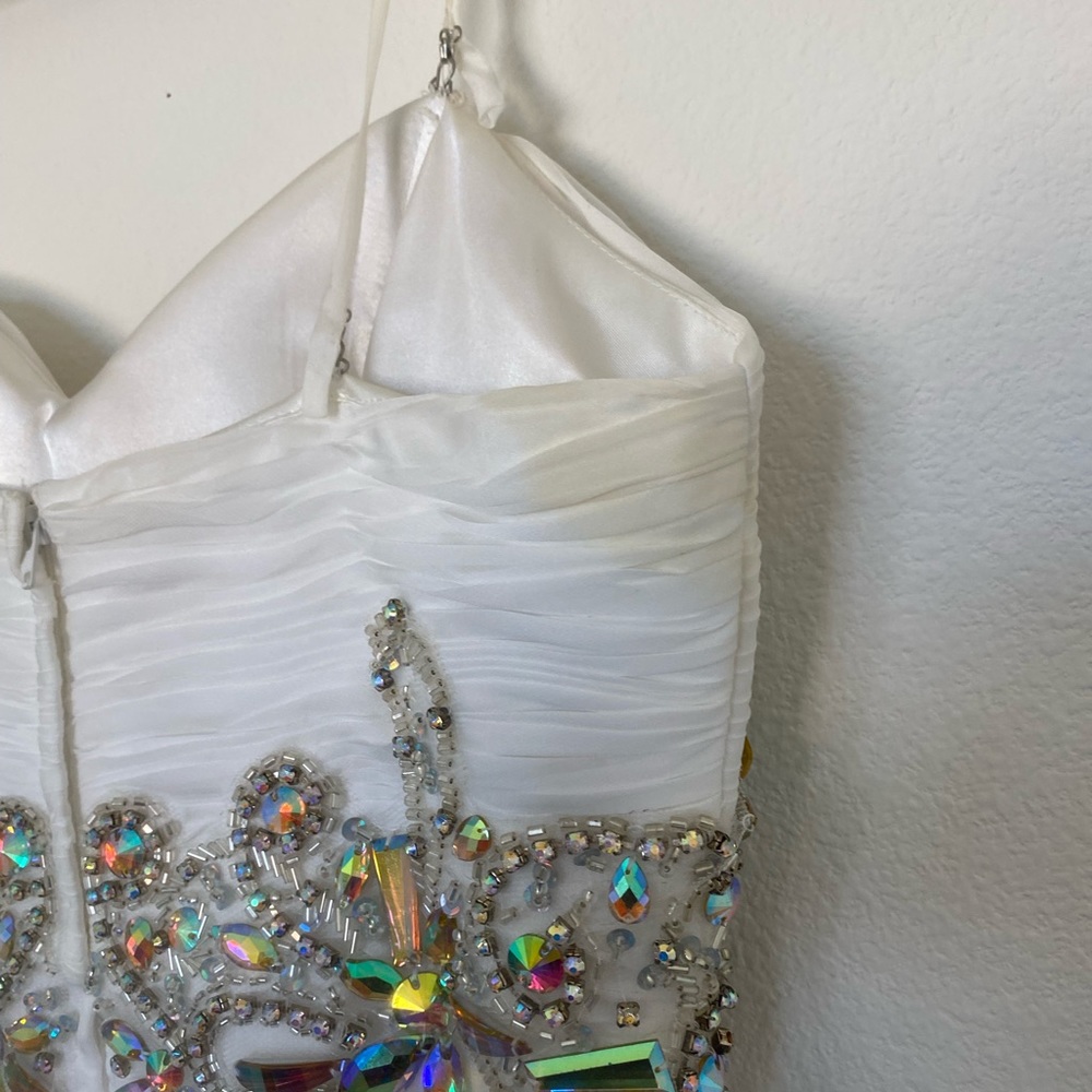Wedding Dress - Picture 11 of 11